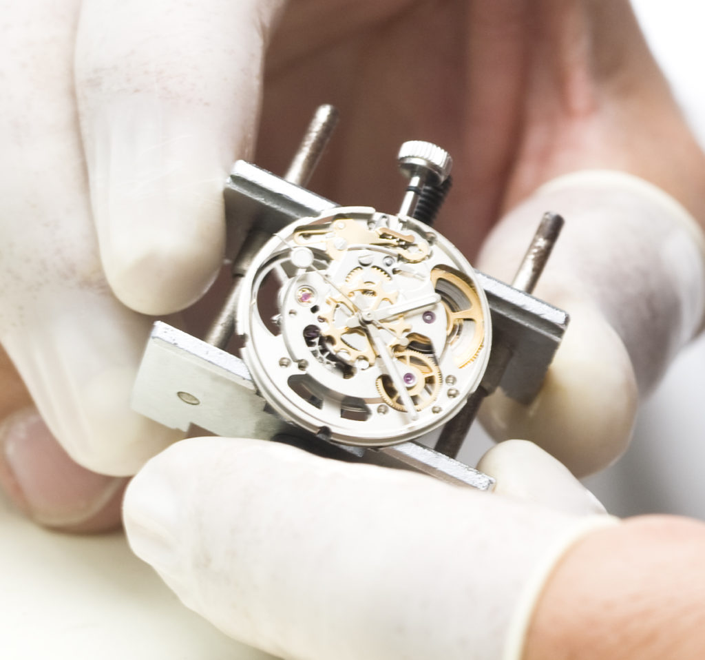 Watchcrafting episurf